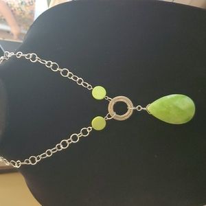 Green teardrop stone necklace